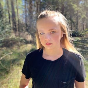 Meet your Posher, Abigail